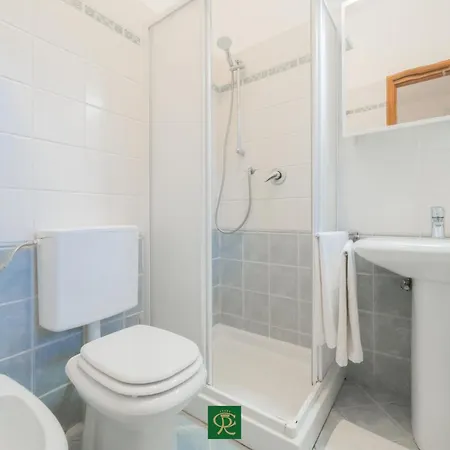 شقة فندقية Albatros 4*