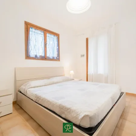 Albatros Apartmanhotel *