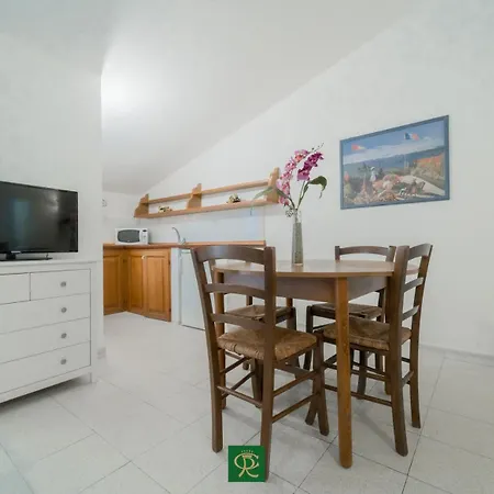 Albatros Apartmanhotel